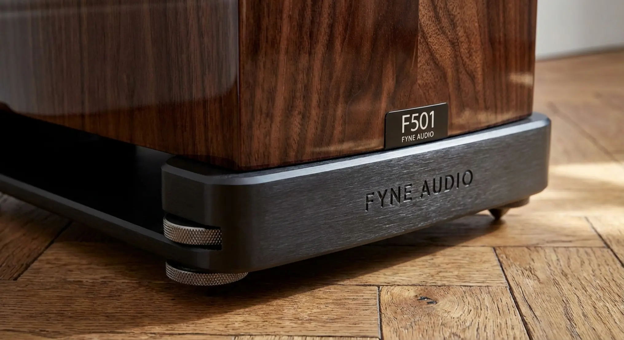סקירת עומק: Fyne Audio F501 – הרמקול המשתלם ביותר ל-Hi-Fi ב-2026?