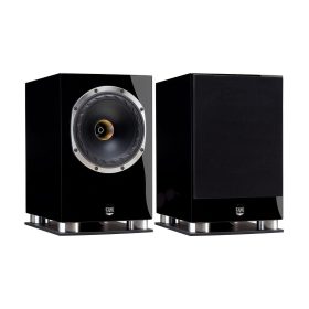 זוג רמקולים מדפיים FYNE AUDIO F500SP שחורים בעיצוב מודרני